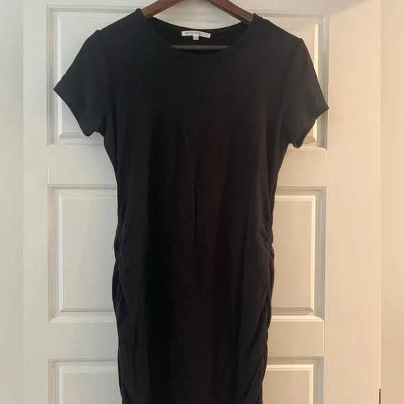 Black Short Sleeve Dress - Picture 1 of 4